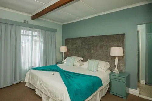 Whale Coast Lodge