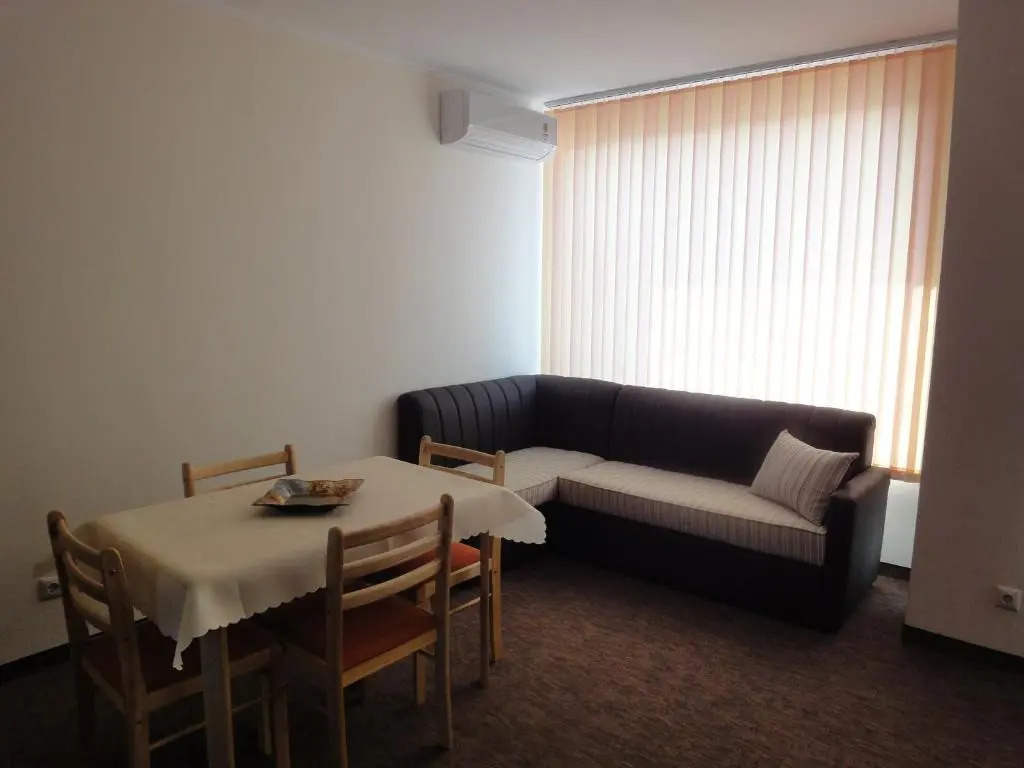 St. George Apartments