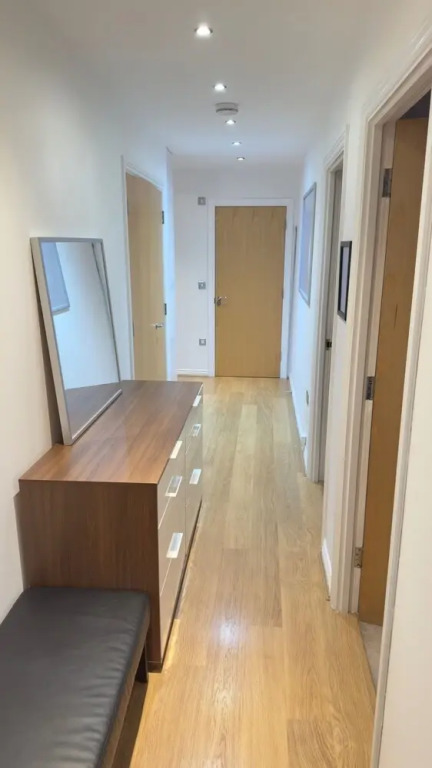 Oval House Retreat in Camden Town