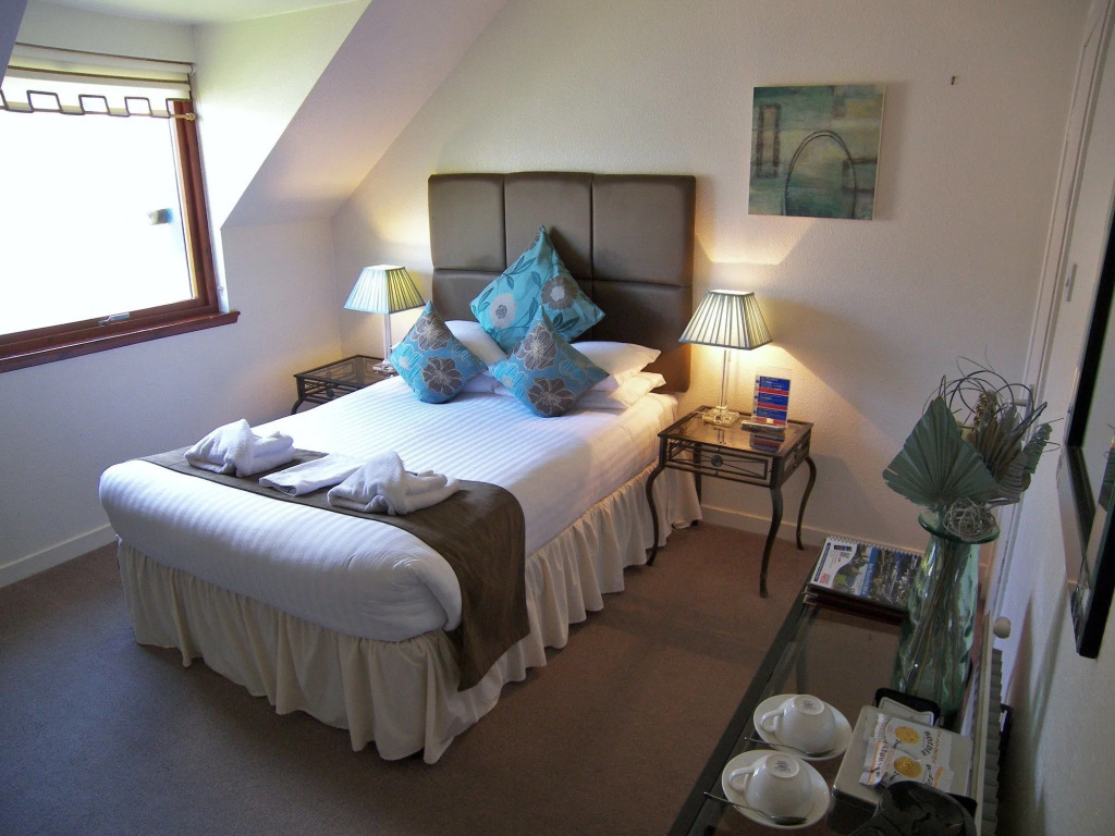 Rosemount Hotel