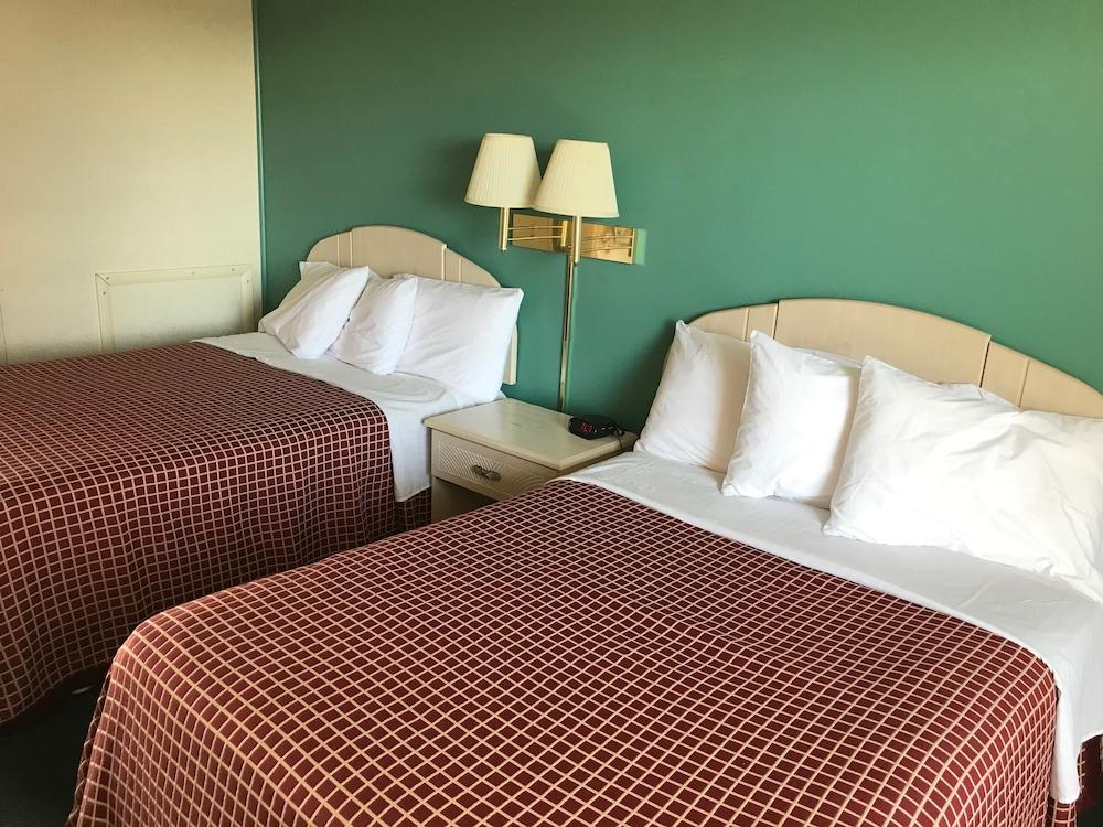 Simple Life Motel