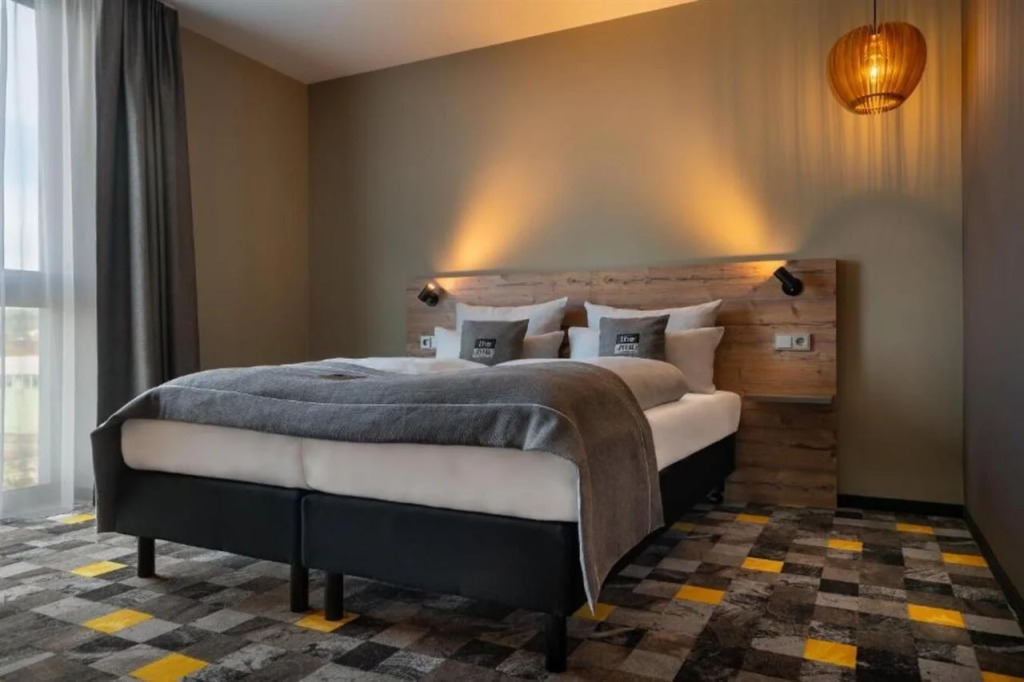 Holiday Inn - the niu, Timber Esslingen by IHG