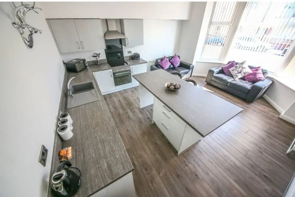 Breck Blackpool Suites by Sasco Apartments