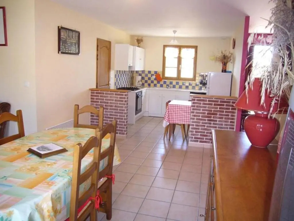 Villa de Plain-Pied avec Jardin Clos, Proche Plage et Commerces, Animaux Admis - FR-1-482-43