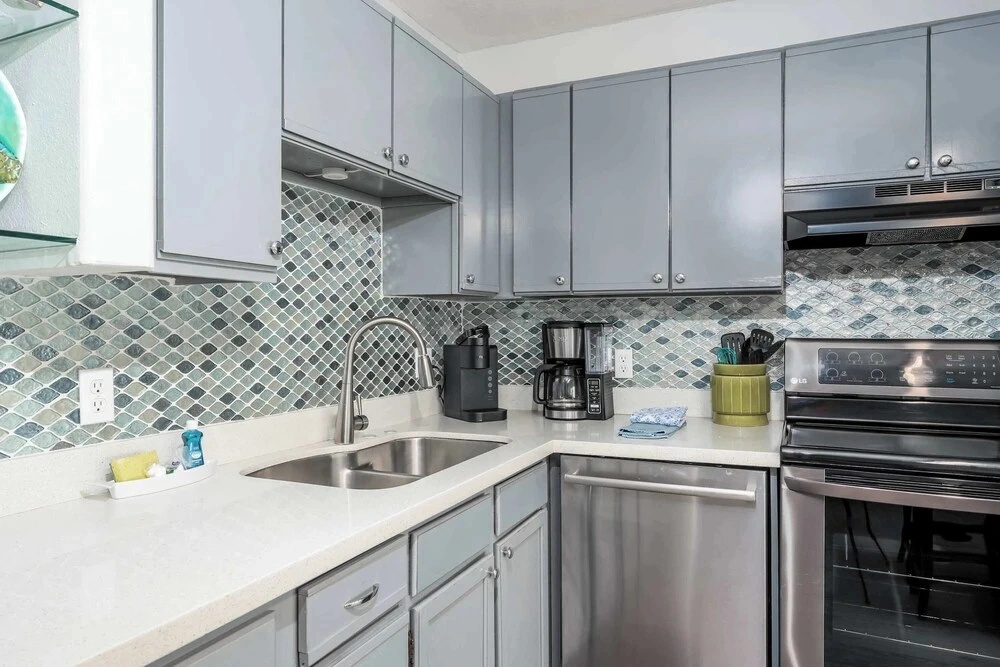 Bayside Waterfront Home With Private Patio