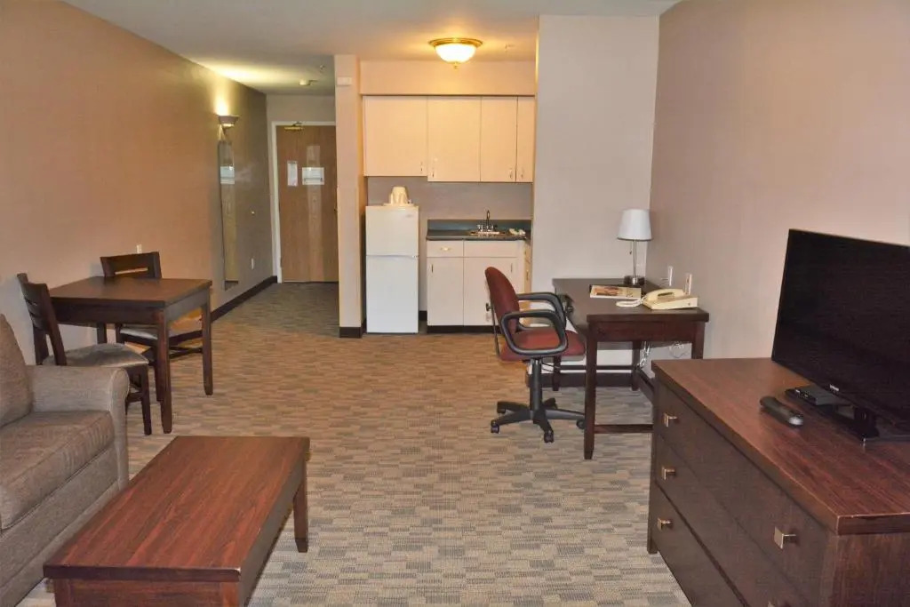 FairBridge Inn & Suites DuPont