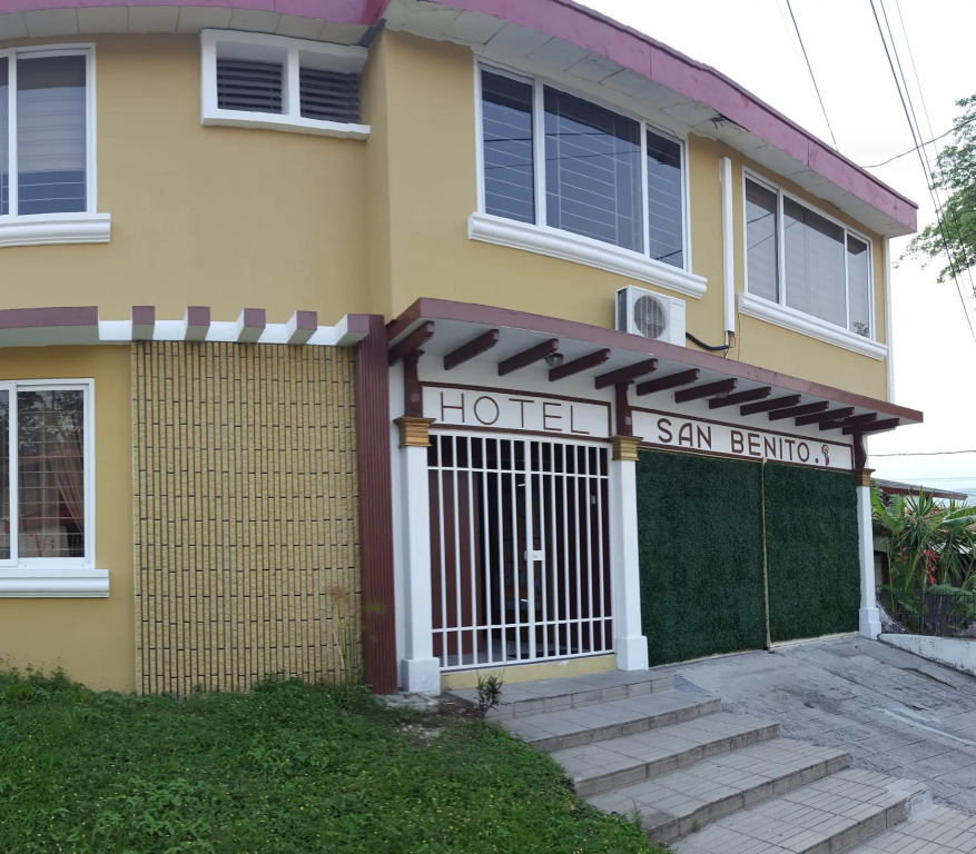 Hostal San Benito - Zona Rosa