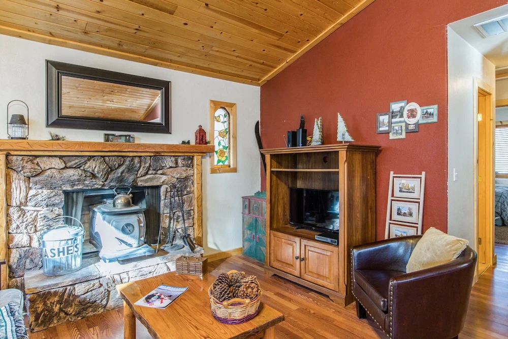 Moonridge Charmer - 2 Br Home