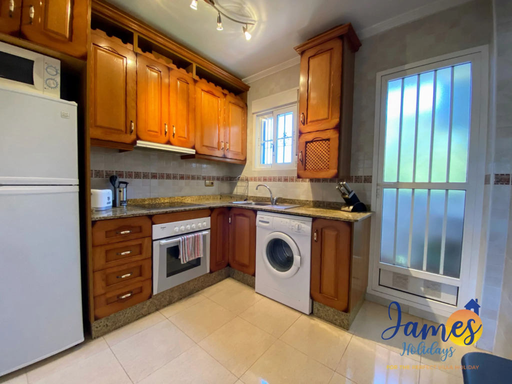 Playa Golf 1st floor apartment & com pool P248