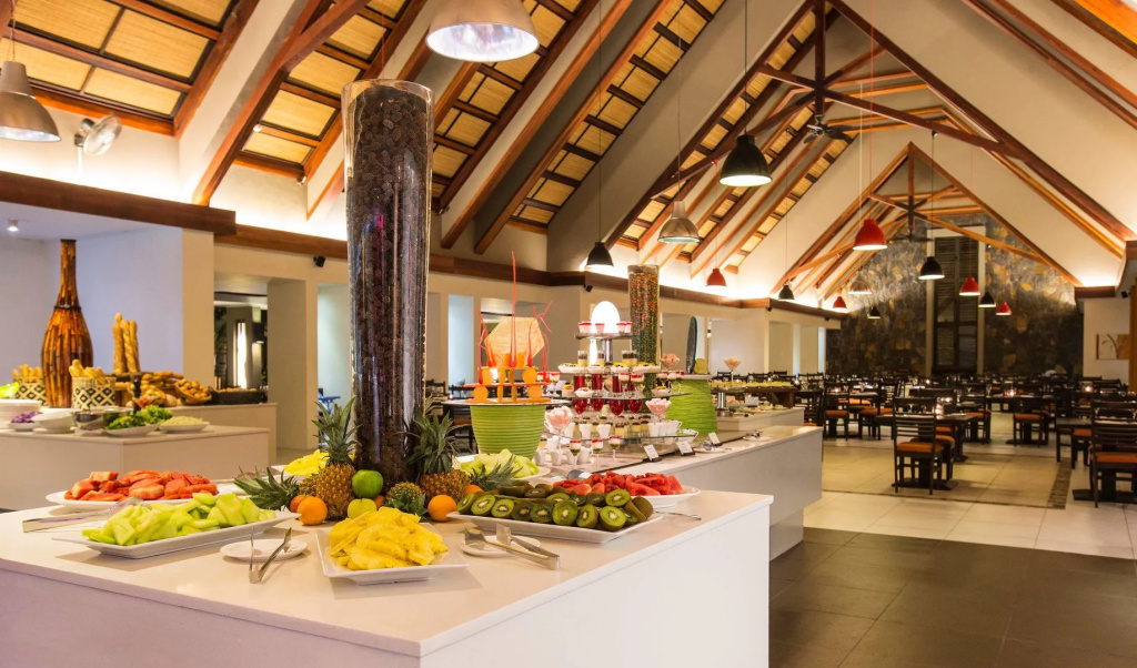 Crystals Beach Resort Belle Mare, a member of Radisson Individuals