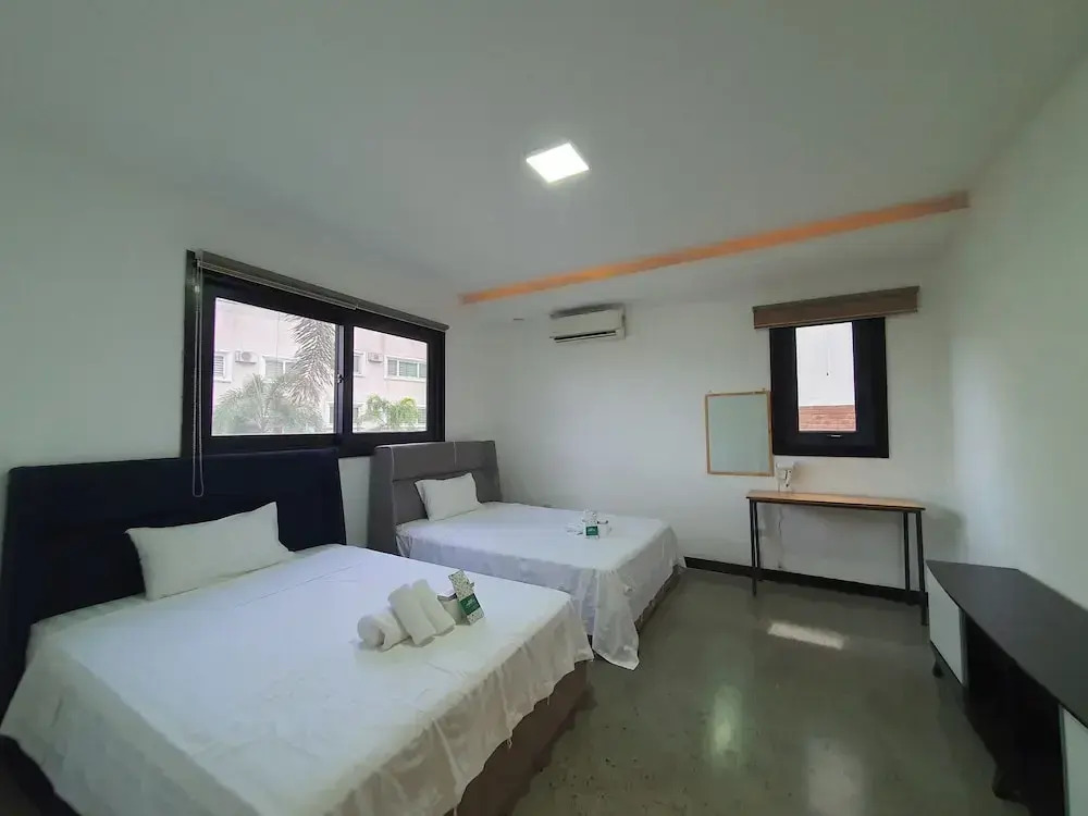 Koregon Pool Villas