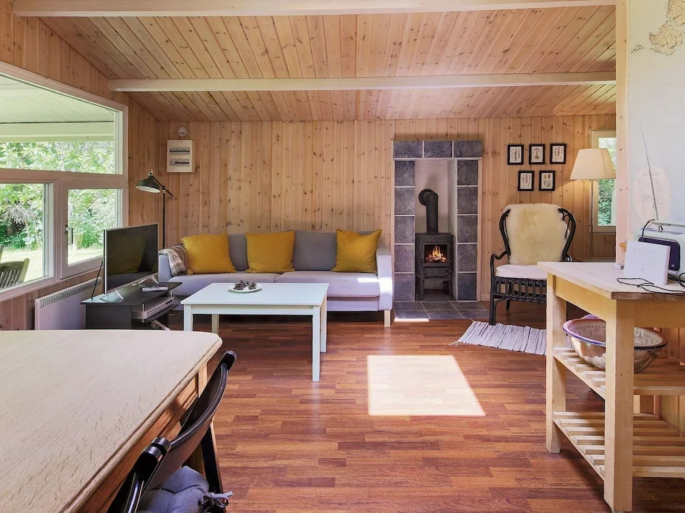 6 Person Holiday Home in Jaegerspris
