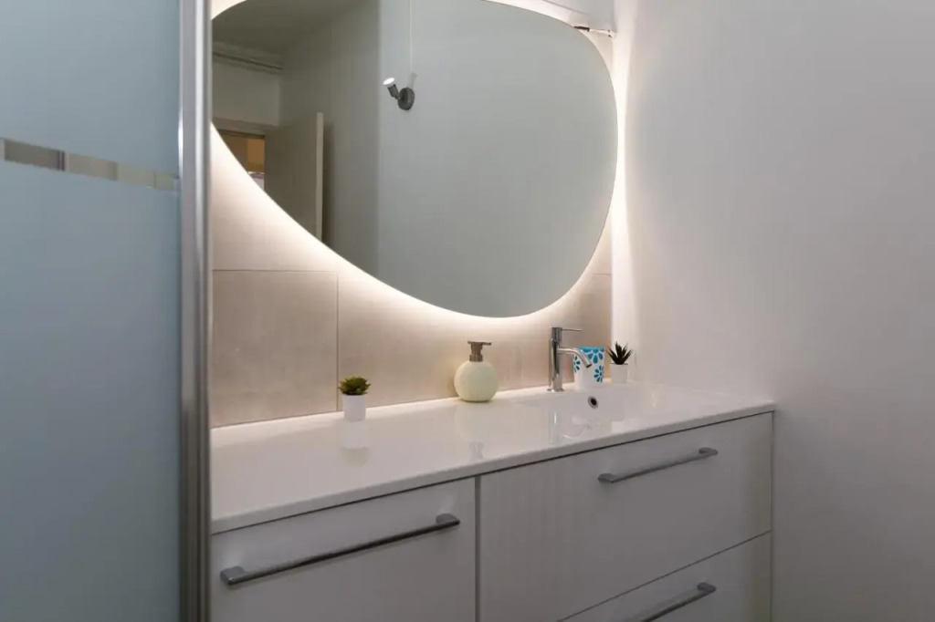 Le Smile - 3 Bedrooms - 8pers - Parking - Centre Gare