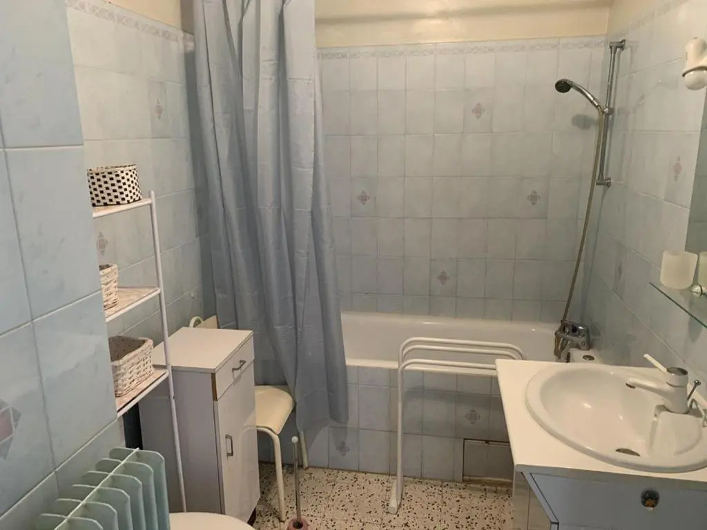 Appartement Balaruc-les-Bains, 1 pièce, 2 personnes - FR-1-571-13