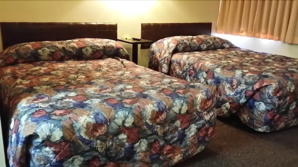 Sunflower Inn