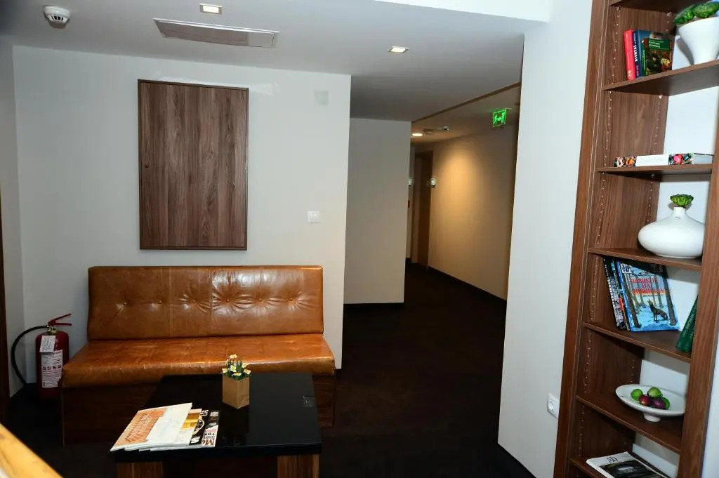Alexandar Square Boutique Hotel