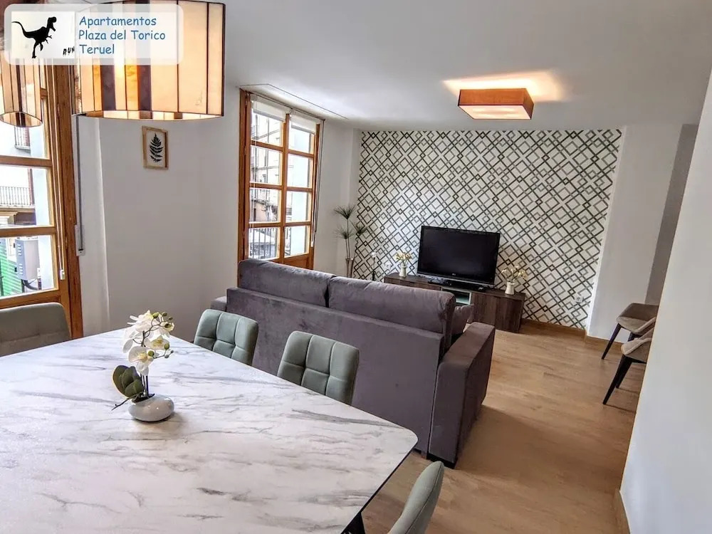 Apartamentos Plaza del Torico