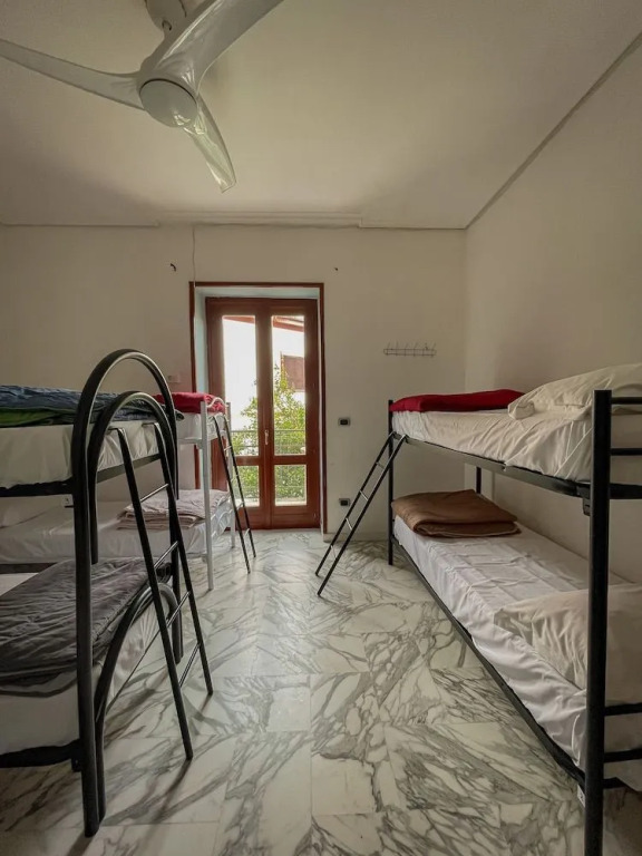Los Mochileros hostel