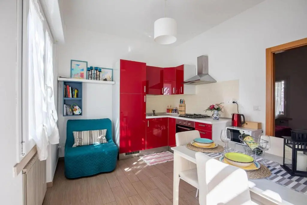 Bilocale con giardino a 200mt dal mare