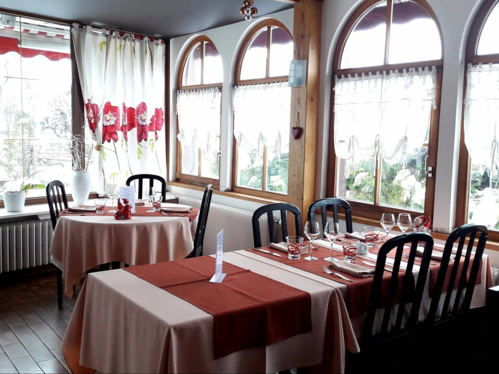 Logis Hôtel Restaurant Robichon