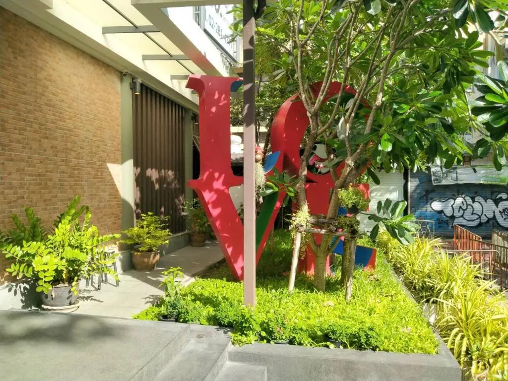 BB House Rambuttri2 บีบี เฮ้าส์ รามบุตรี2