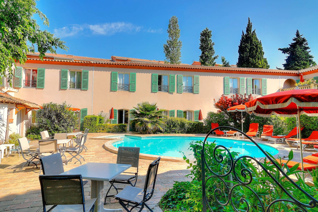 Best Western LOrangerie