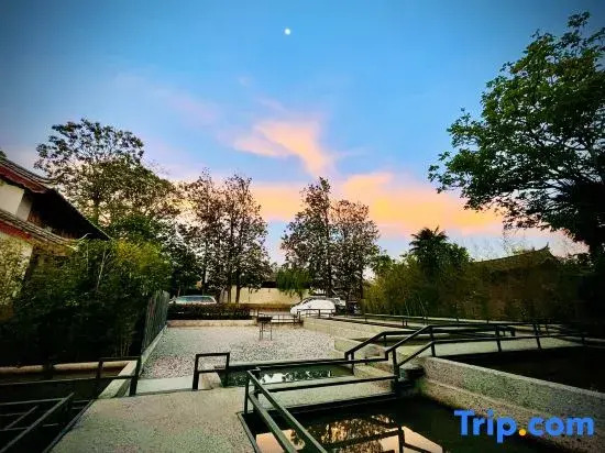 Lijiang Wumo Qinglu • Rizhao Jinshan • Snow Mountain Palace Museum • Healing Hotel