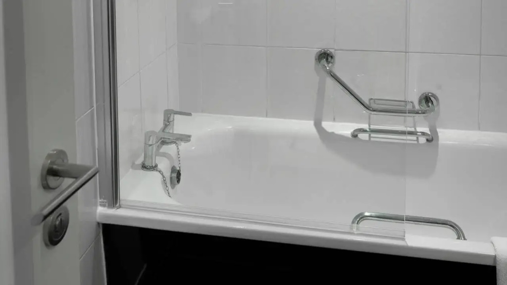Crowne Plaza Plymouth by IHG