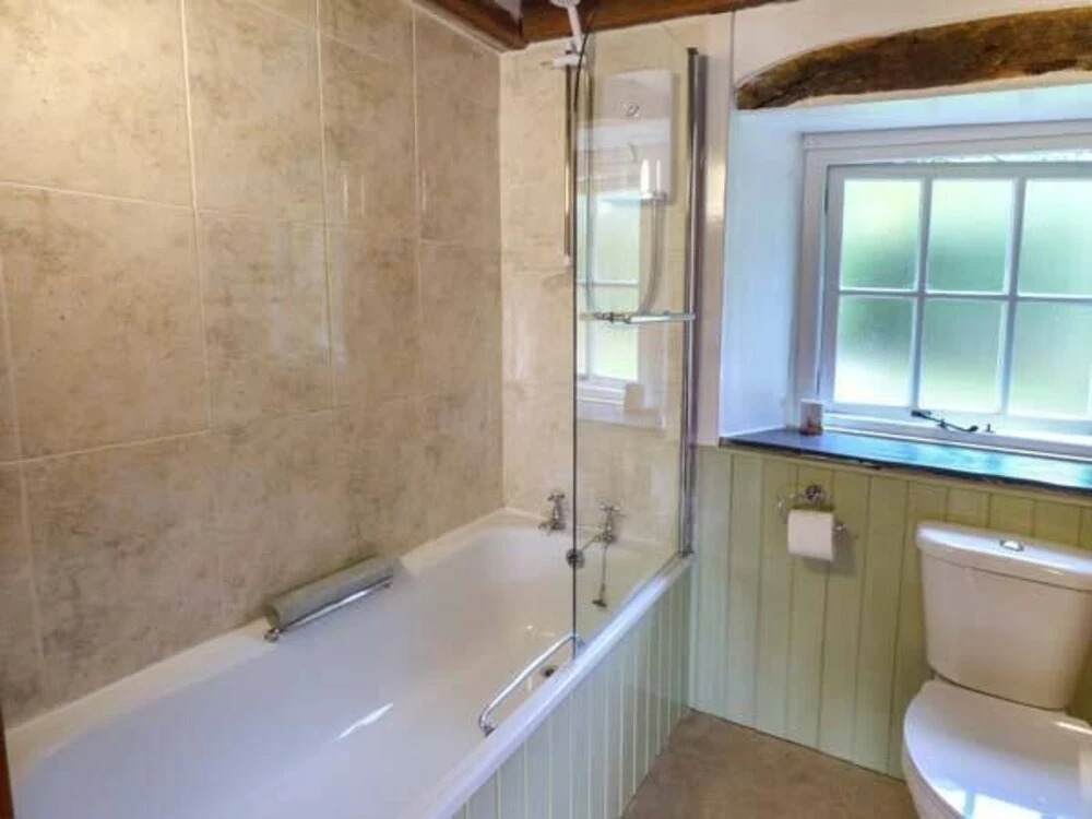 Henblas Coach House