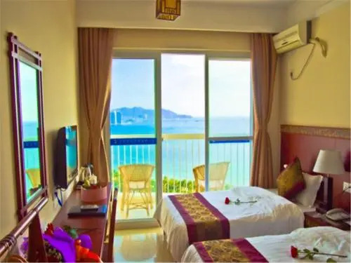 Qingtian Yutan Holiday Hotel