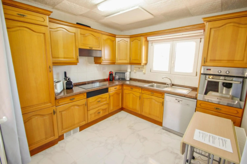 Samina - holiday home with stunning views and private pool in Benissa