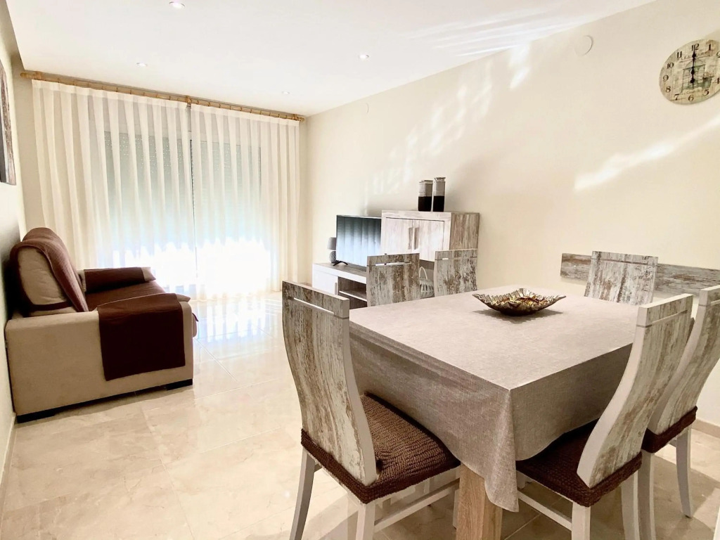 Apartamento bonito cerca de la playa