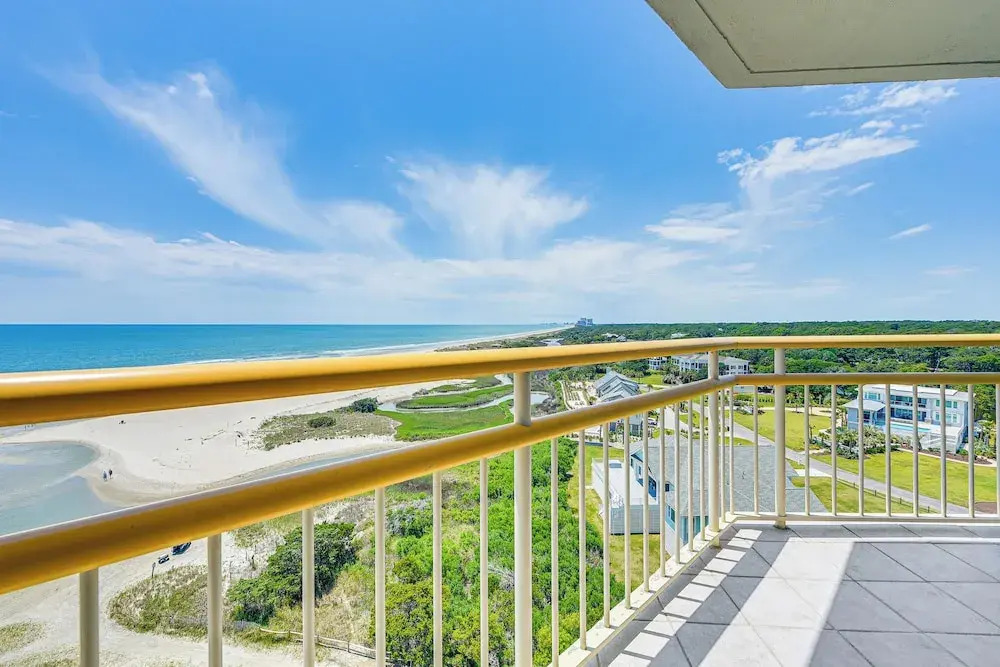 Oceanfront Resort Condo w/ Pools in Myrtle Beach