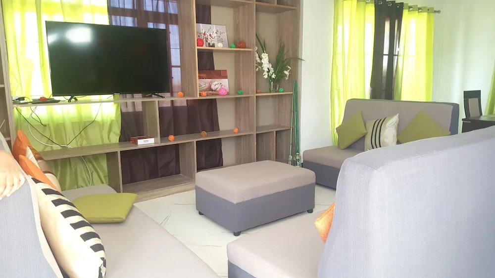 House With 4 Bedrooms in Plaine Magnien, With Wonderful sea View, Encl