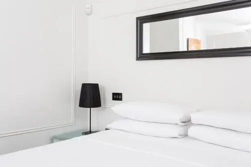 Stanhope Mews West II by Onefinestay