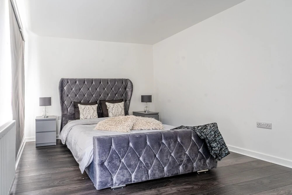Charming 3-bed House in Glasgow With Free Parking