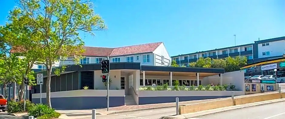Seabreeze Hotel