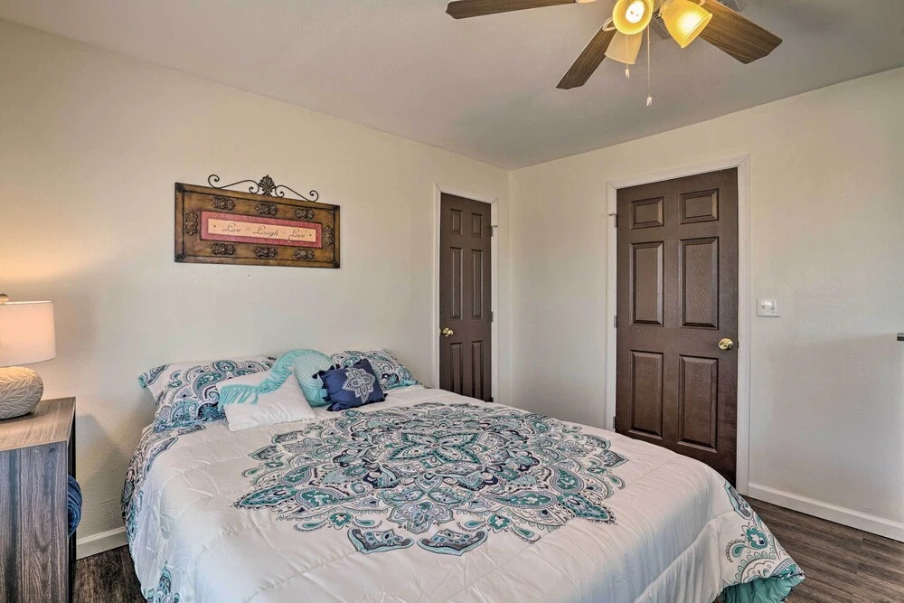 Pet-friendly Sierra Blanca Home in Downtown!