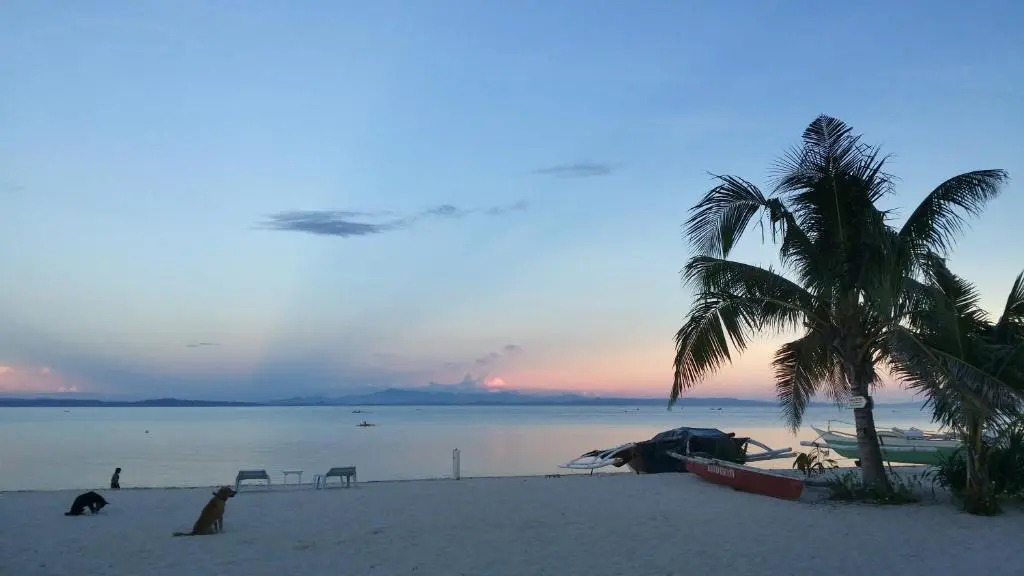 AABANA Beach & Watersport Resort