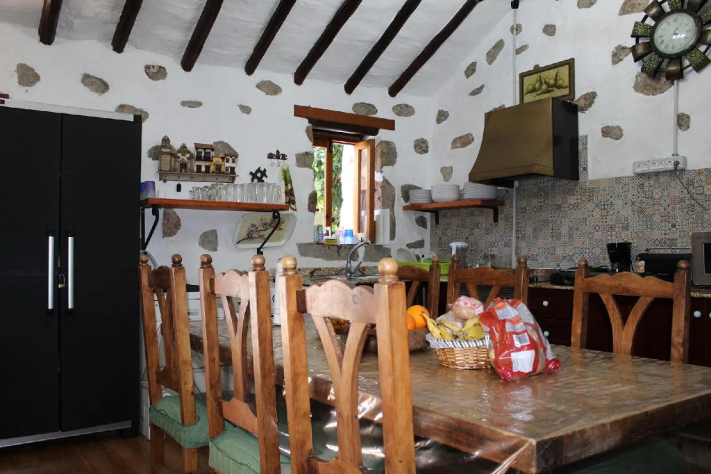 La Piedra Viva Agüimes , Siete hermanos