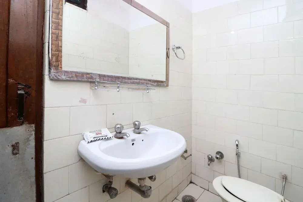 Megha Yatri Niwas Guest House
