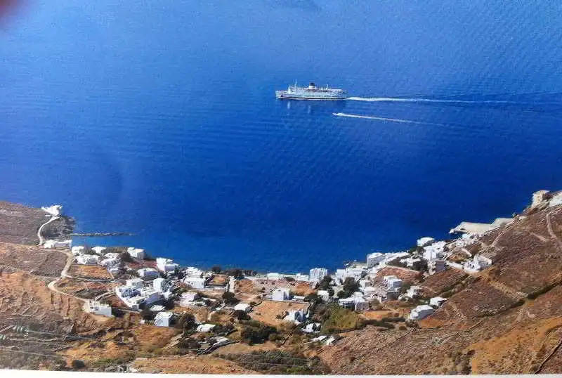 Anemoessa Hotel