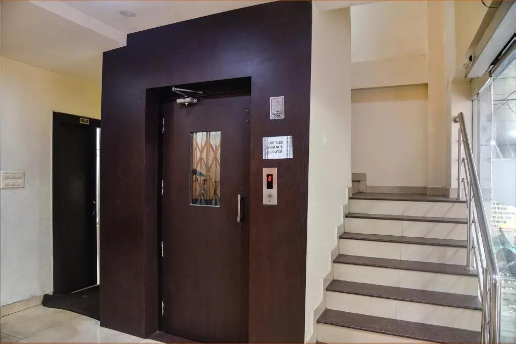 Hotel O Aditya Palace