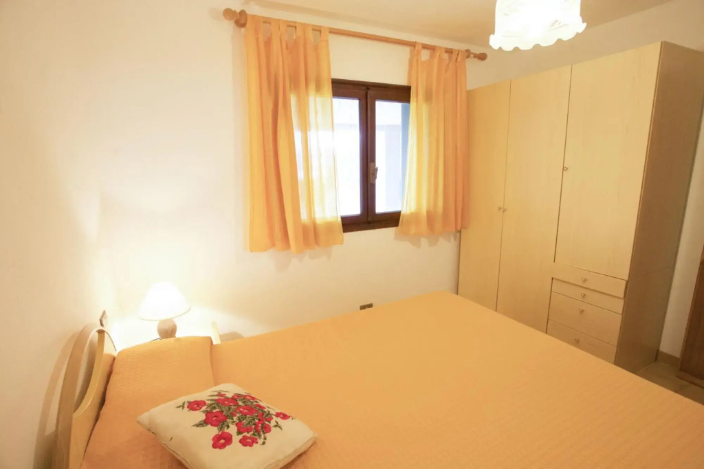 Apartment Il Sogno 5 in Capoliveri with outdoor area-IL SOGNO QUADRI N° 5