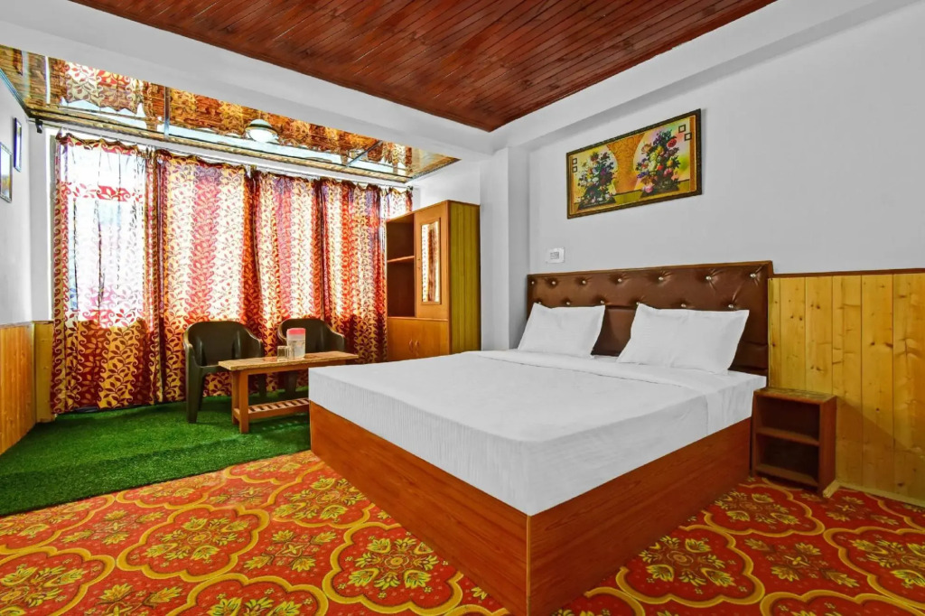 OYO 85101 Hotel Paradise