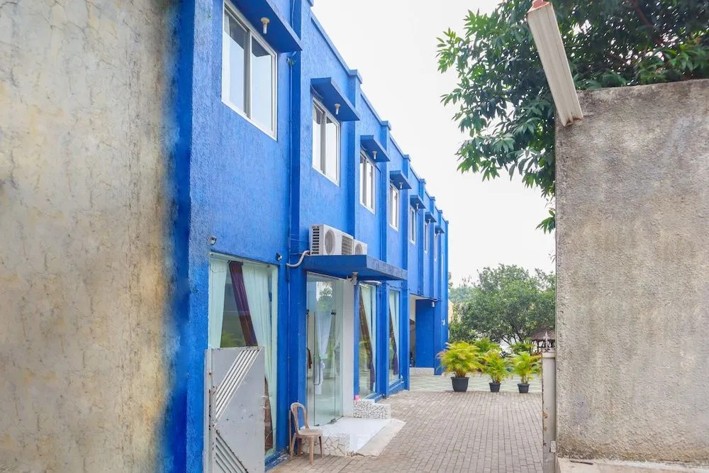 OYO 1967 Hotel House of Eva Syariah Near Rumah Sakit Umum Daerah Jagakarsa