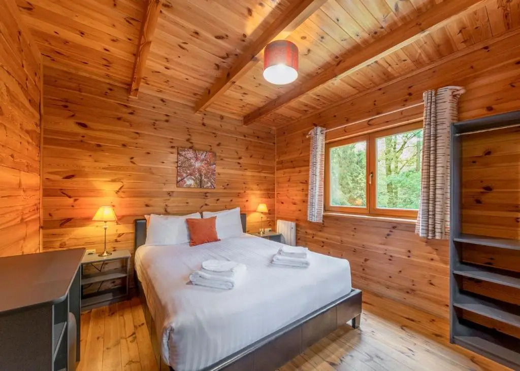 Woodland Park Lodges