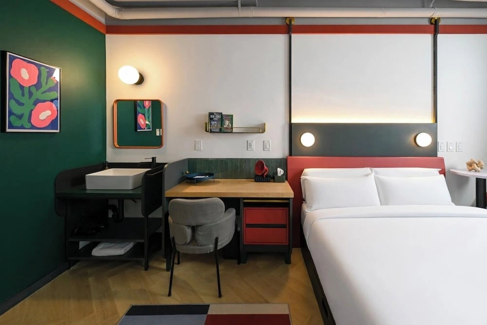 Nomas Hotel