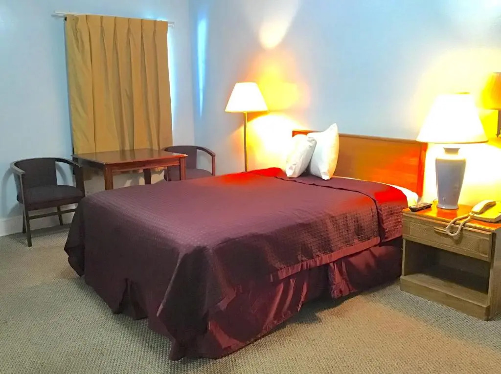 Economy Inn