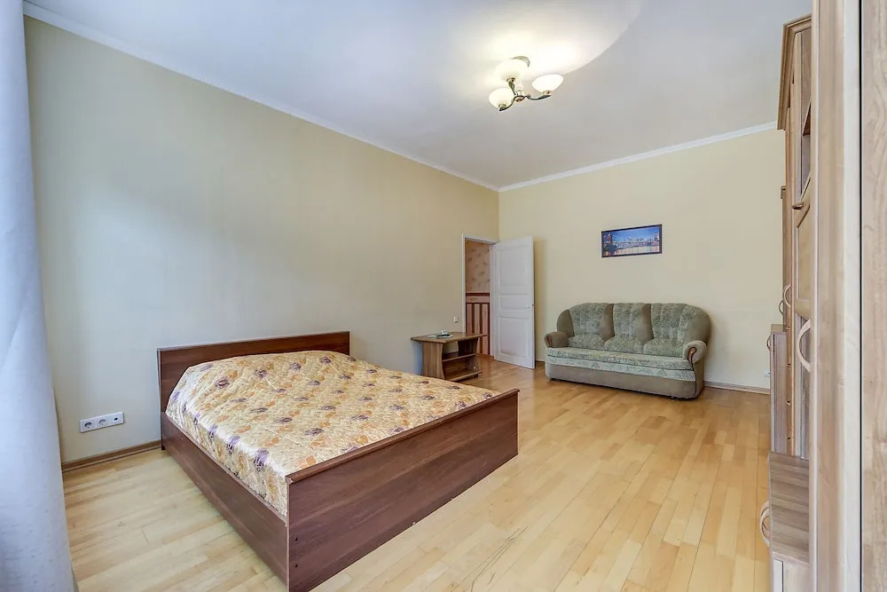 Apartment FlatStar Karavannaya 7